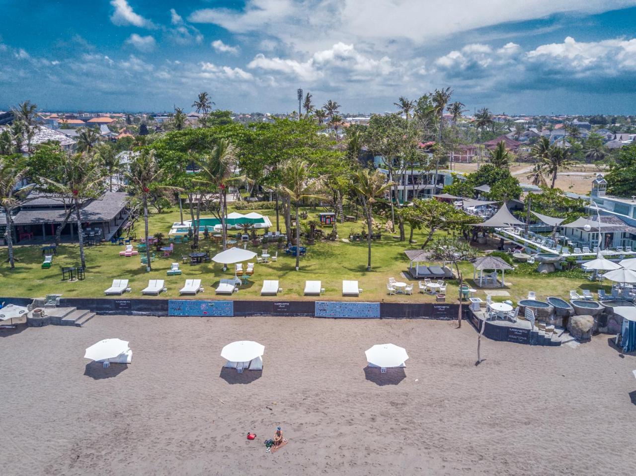 Morabito Art Resort Легиан Экстерьер фото