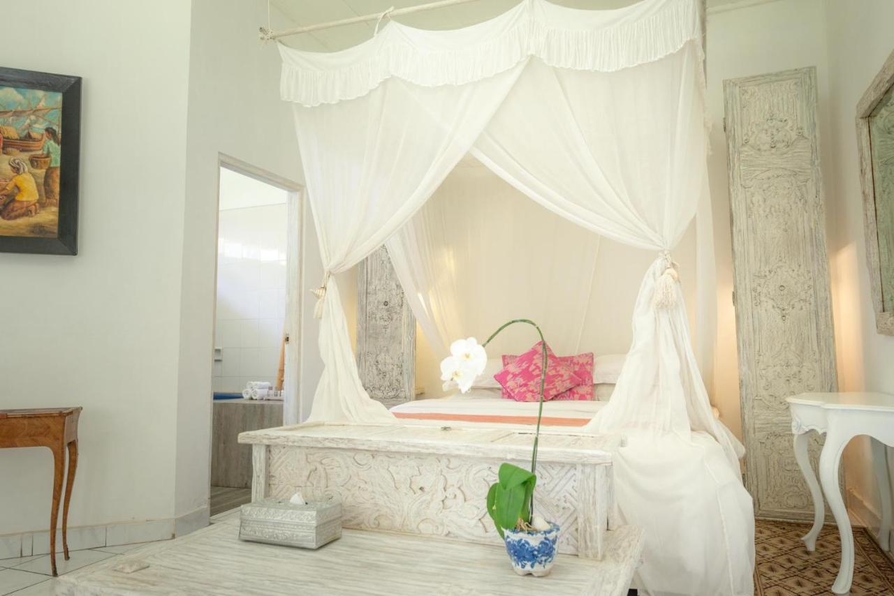 Morabito Art Resort Легиан Экстерьер фото